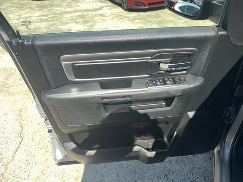 Used 2021 RAM 1500 Classic Warlock image 12