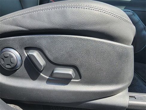 Used 2024 Genesis GV70 2.5T w/ Advanced Package image 30