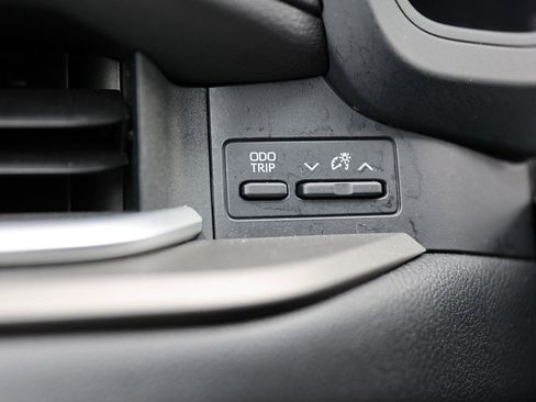 Used 2025 Toyota Grand Highlander AWD image 38