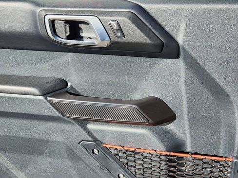 Used 2024 Ford Bronco Raptor image 13