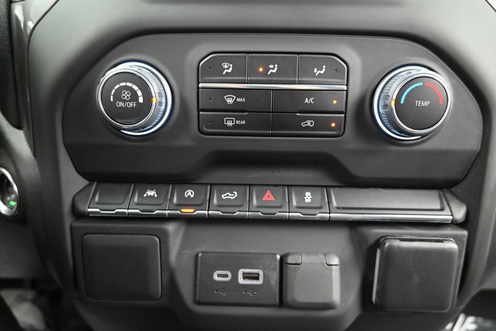 Certified 2024 Chevrolet Silverado 1500 Custom w/ LPO, Dark Essentials Package AWD/4WD image 21
