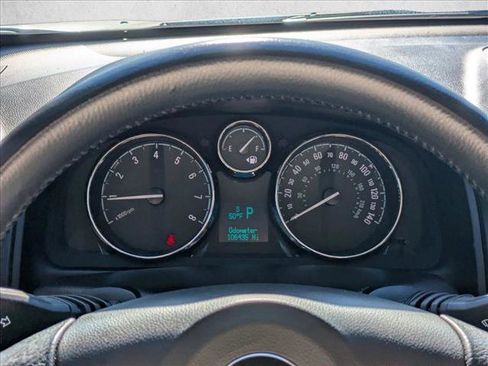 Used 2013 Chevrolet Captiva Sport LS image 11