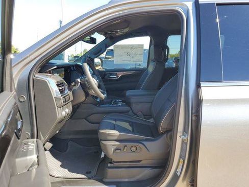 New 2026 GMC Yukon XL Elevation RWD image 10