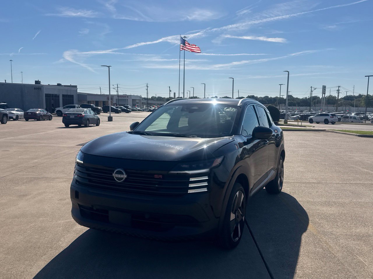 Certified 2026 Nissan Kicks SR FWD image 8