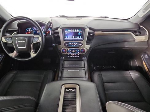 Used 2019 GMC Yukon Denali w/ Denali Ultimate Package RWD image 11