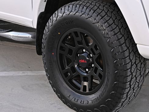 Used 2006 Toyota Tundra SR5 w/ All Weather Guard Pkg image 37