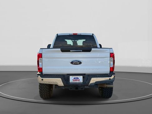 Certified 2019 Ford F250 XLT w/ XLT Premium Package image 6