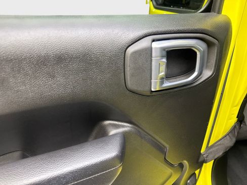 Used 2024 Jeep Wrangler Sport S image 37