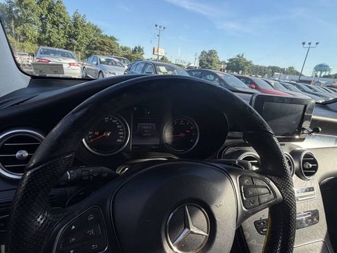 Used 2016 Mercedes-Benz GLC 300 image 17
