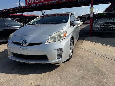 Used 2010 Toyota Prius Two image 2