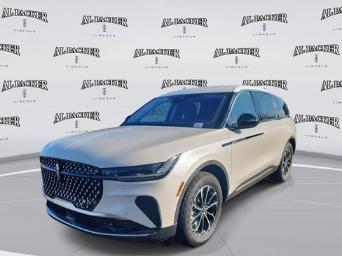 New 2026 Lincoln Nautilus Premier image 1