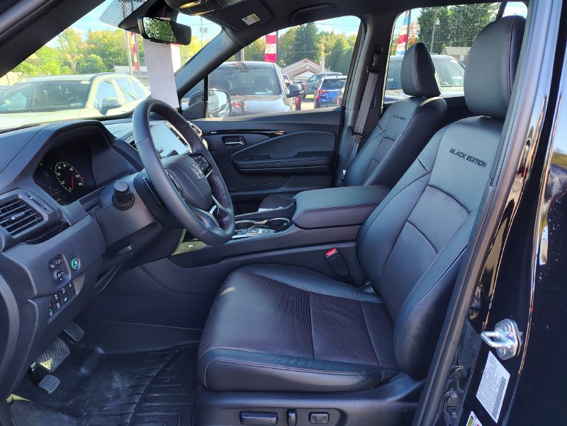 Used 2026 Honda Ridgeline Black Edition image 9