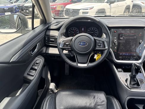 Used 2020 Subaru Outback Premium AWD/4WD image 11