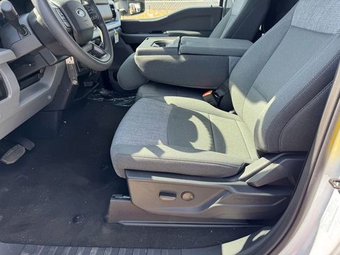 New 2025 Ford F550 2WD Regular Cab Super Duty w/ XLT Value Package image 11