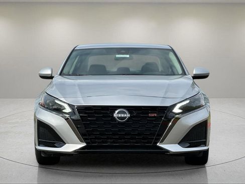 Used 2023 Nissan Altima 2.5 S image 8