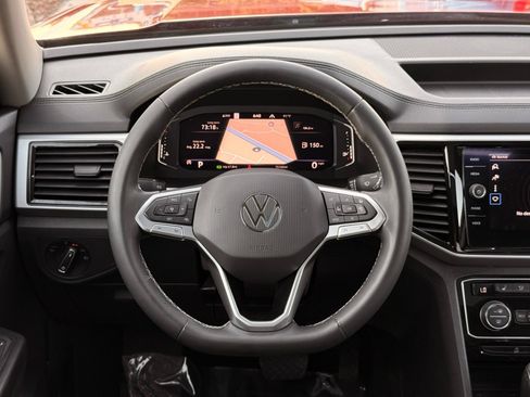 Used 2022 Volkswagen Atlas SEL AWD/4WD image 33