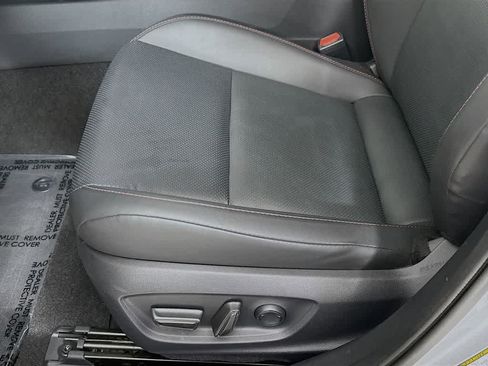 Used 2025 Toyota Prius Plug-In Hybrid w/ Limited Premium Package FWD image 28