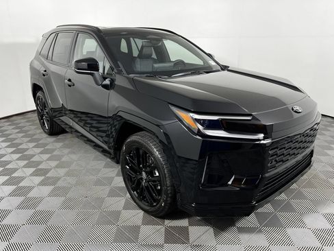 Used 2026 Toyota RAV4 XSE w/ Panoramic Sun Roof Package AWD/4WD image 3