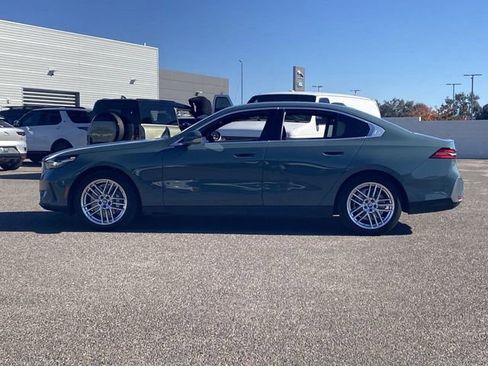 Certified 2025 BMW 530i image 10