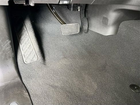 New 2026 GMC Sierra 1500 Elevation image 14