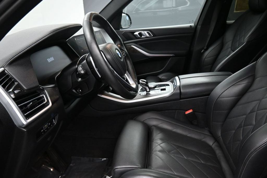 Used 2023 BMW X5 xDrive40i AWD/4WD image 9