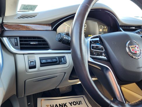 Used 2013 Cadillac XTS Platinum image 24