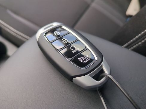 New 2026 Hyundai Venue SEL FWD image 38