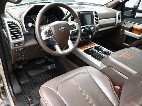 Used 2017 Ford F350 King Ranch w/ King Ranch Ultimate Package AWD/4WD image 22