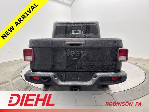 Certified 2021 Jeep Gladiator Sport image 6