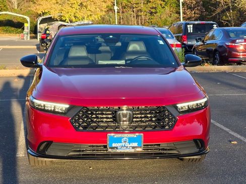 Used 2023 Honda Accord Sport image 9