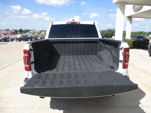 Used 2020 RAM 1500 Laramie image 8