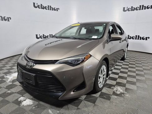 Used 2018 Toyota Corolla L image 3