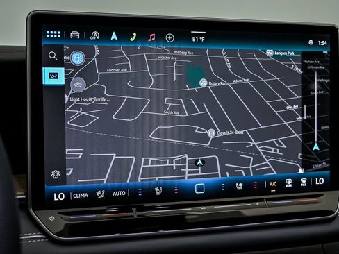 New 2026 Volkswagen Tiguan SEL R-Line AWD/4WD image 13