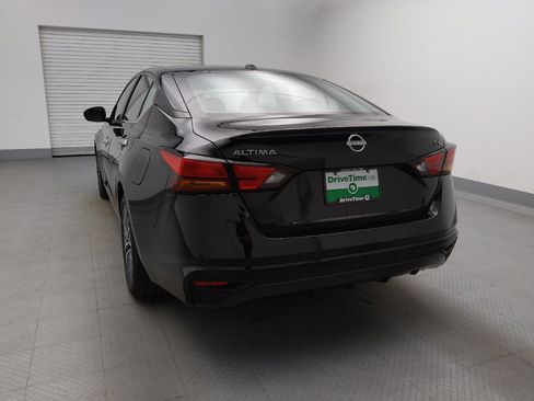 Used 2024 Nissan Altima 2.5 SV image 6