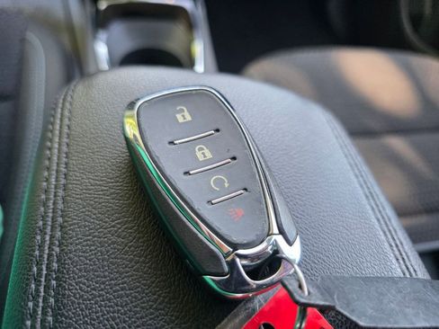 Used 2023 Chevrolet Bolt EUV LT w/ Driver Confidence Package image 26