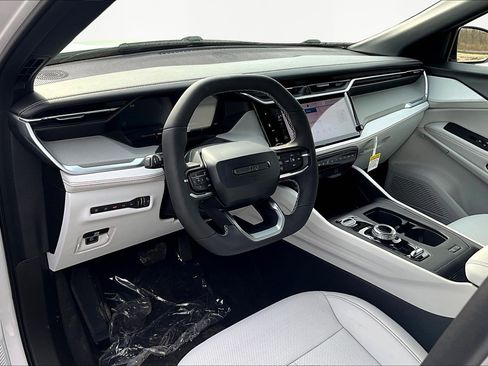 New 2026 Jeep Cherokee Limited AWD/4WD image 16