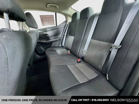 Used 2025 Nissan Sentra SV FWD image 22