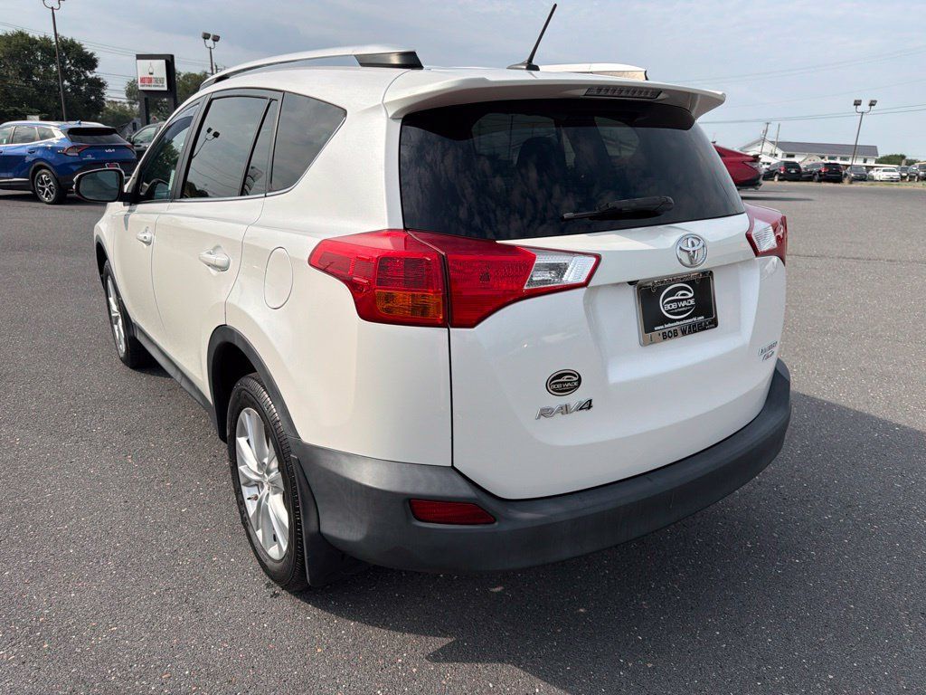 Used 2014 Toyota RAV4 Limited w/ Technology Package AWD/4WD image 3