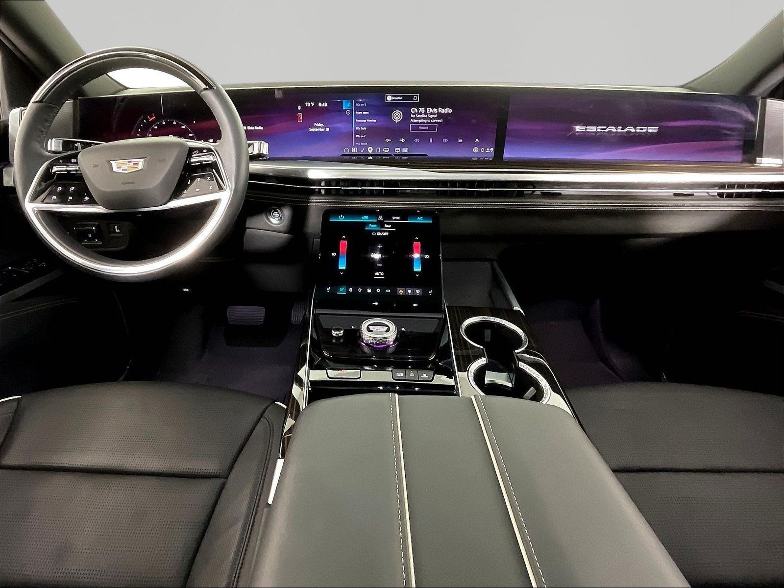 Used 2025 Cadillac Escalade Premium Luxury w/ LPO, Floor Liner Package AWD/4WD image 7