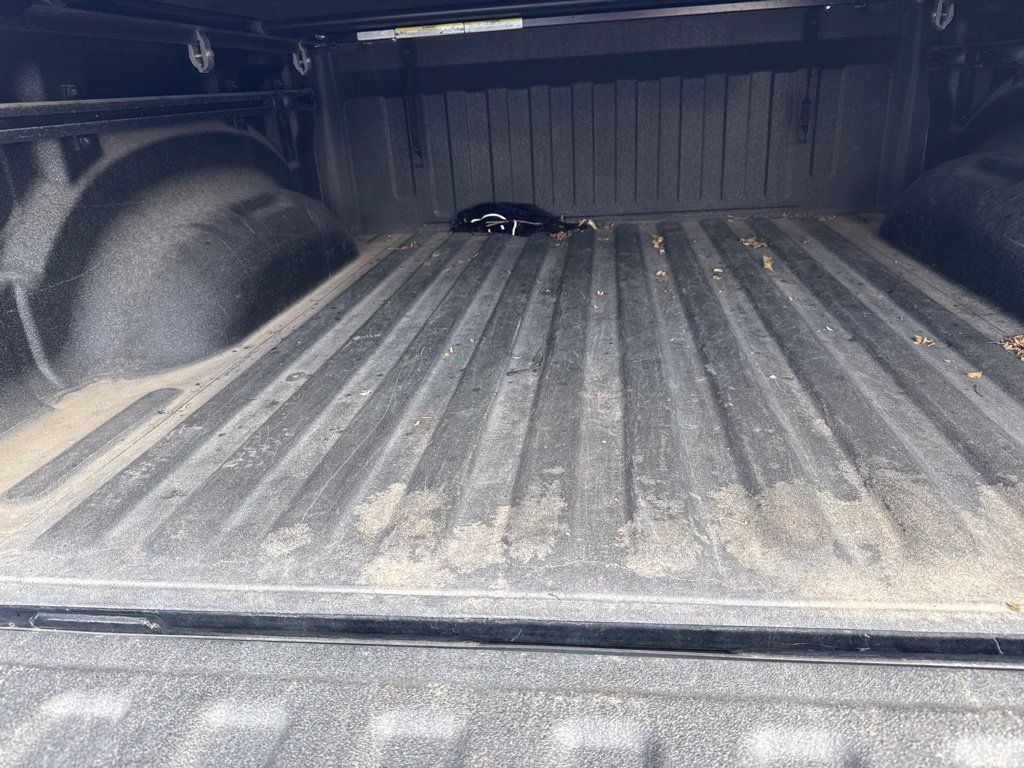 Used 2023 RAM 1500 Laramie AWD/4WD image 11