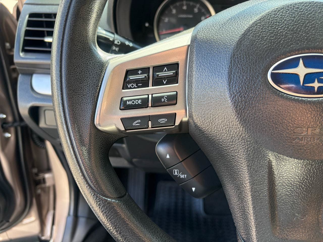 Used 2015 Subaru Forester 2.5i Premium w/ All-Weather Package AWD/4WD image 15