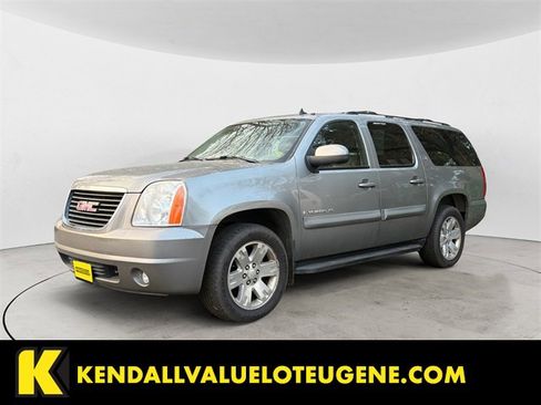 Used 2008 GMC Yukon XL SLT image 1