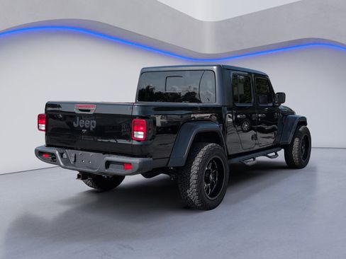 Used 2021 Jeep Gladiator Sport AWD/4WD image 5