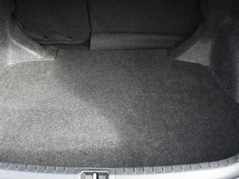 Used 2017 Toyota Corolla LE w/ LE Premium Package w/Moonroof image 20