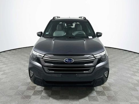 Certified 2025 Subaru Forester Premium AWD/4WD image 2