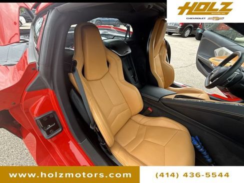 Used 2022 Chevrolet Corvette Stingray Preferred Cpe w/ Engine Appearance Package RWD image 27