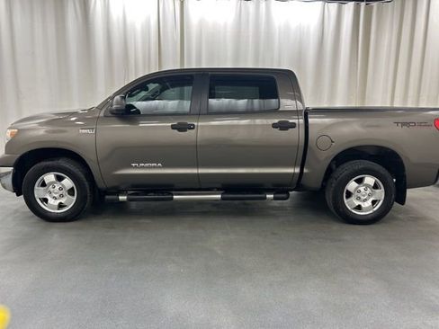 Used 2013 Toyota Tundra 4x4 CrewMax w/ TRD Off-Road Pkg image 3
