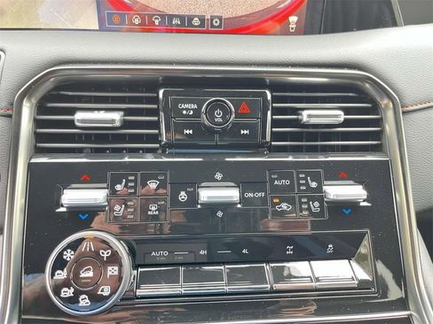 New 2025 Nissan Armada PRO-4X w/ Pro-4X Premium Package image 19