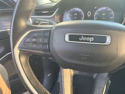 Used 2021 Jeep Grand Cherokee L Limited w/ Luxury Tech Group II AWD/4WD image 8