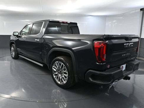 Used 2023 GMC Sierra 1500 Denali Ultimate AWD/4WD image 9